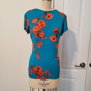 DILLIA FANTASIA FITTED T-SHIRT